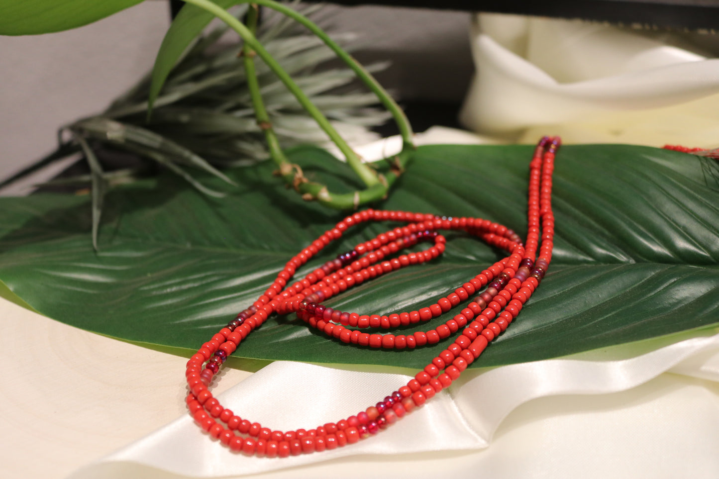 Multicolored Red Strand