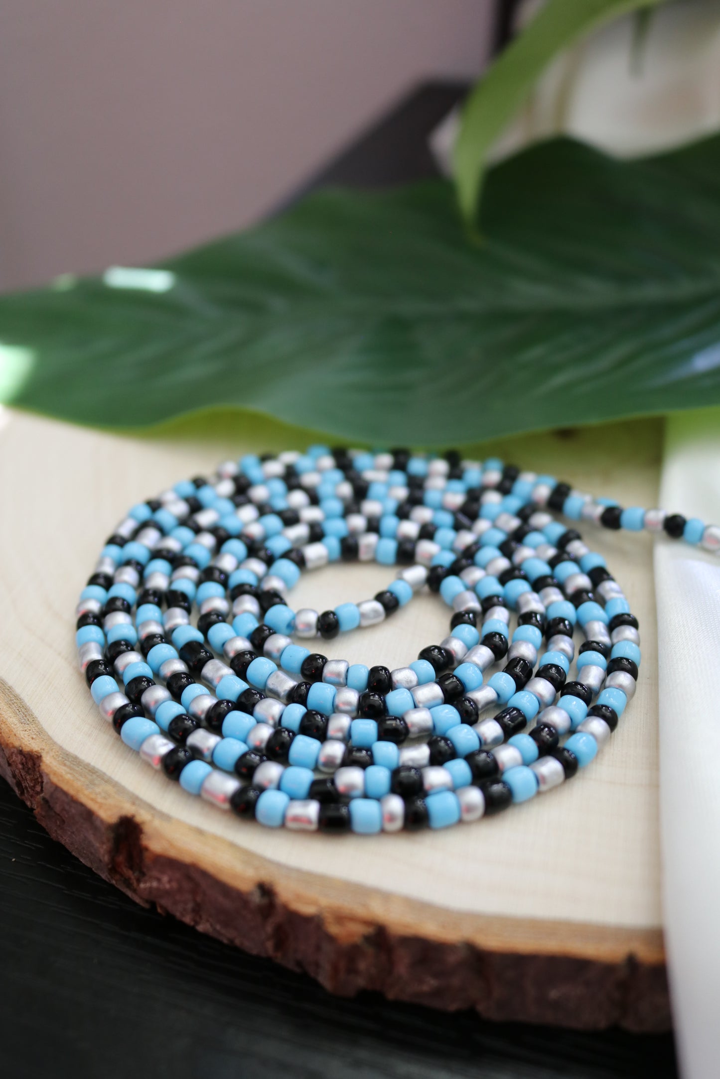 Blu, Silver & Black Multicolor Strand